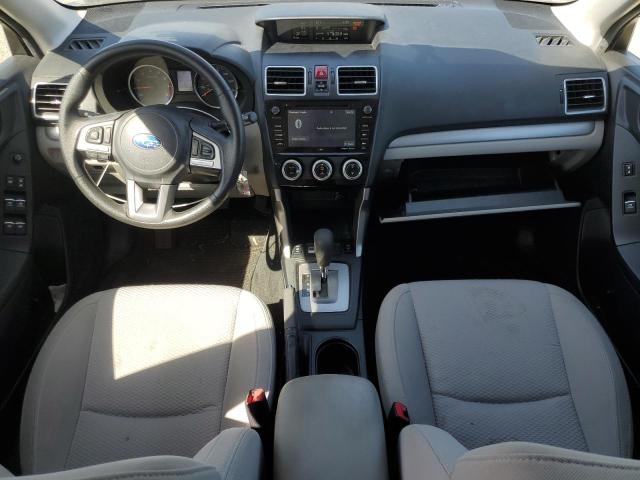  SUBARU FORESTER 2017 Зелений