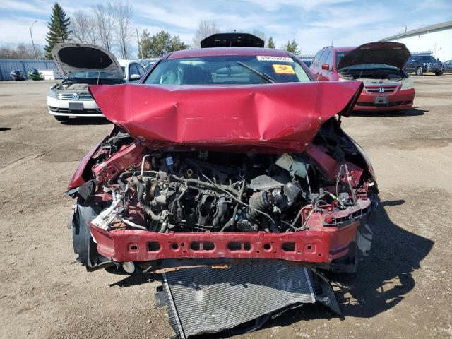 Sedans FORD FOCUS 2014 Czerwony