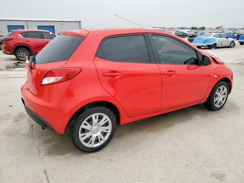  MAZDA 2 2014 Красный