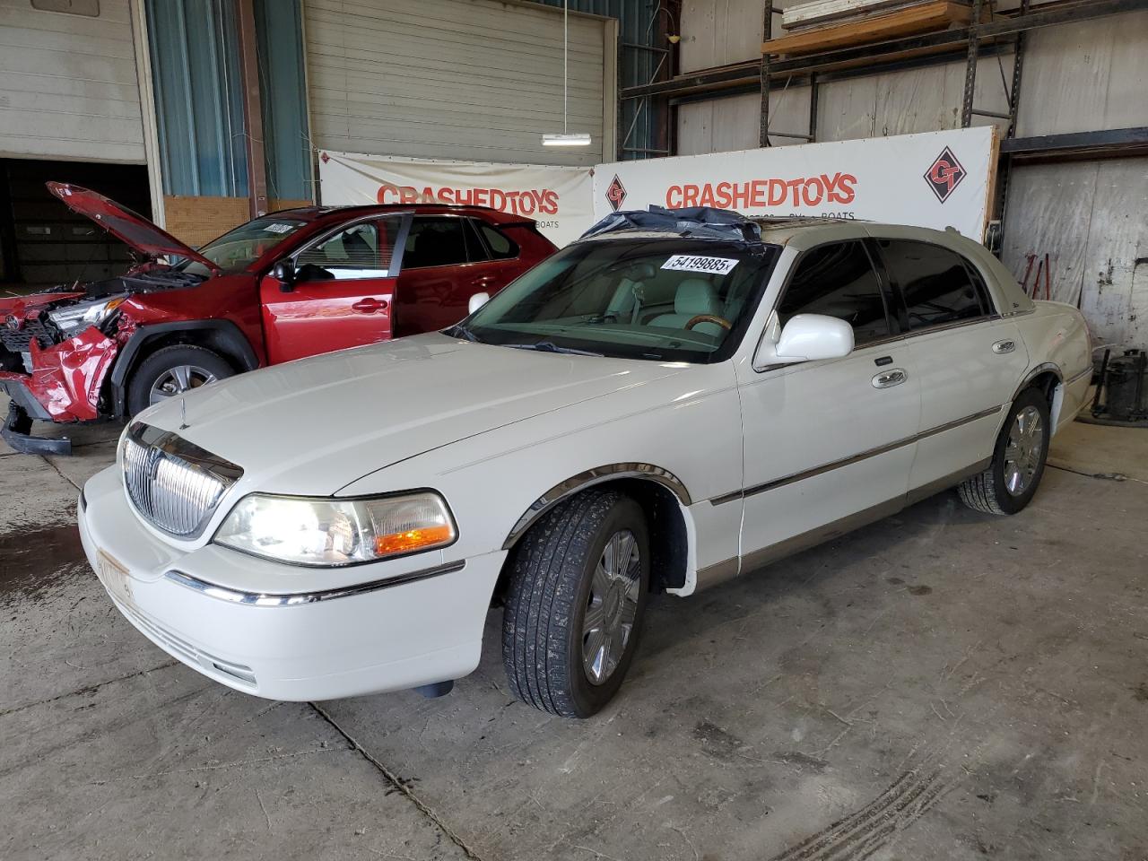2003 Lincoln Town Car Cartier للبيع في Eldridge، IA - Top/Roof