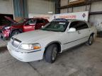 2003 Lincoln Town Car Cartier للبيع في Eldridge، IA - Top/Roof