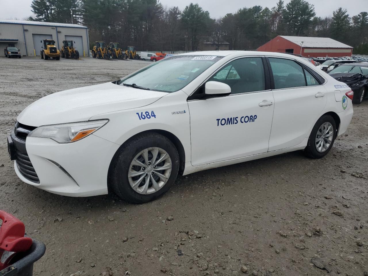 2017 Toyota Camry Hybrid for Sale in Mendon, MA - Minor Dent/Scratches
