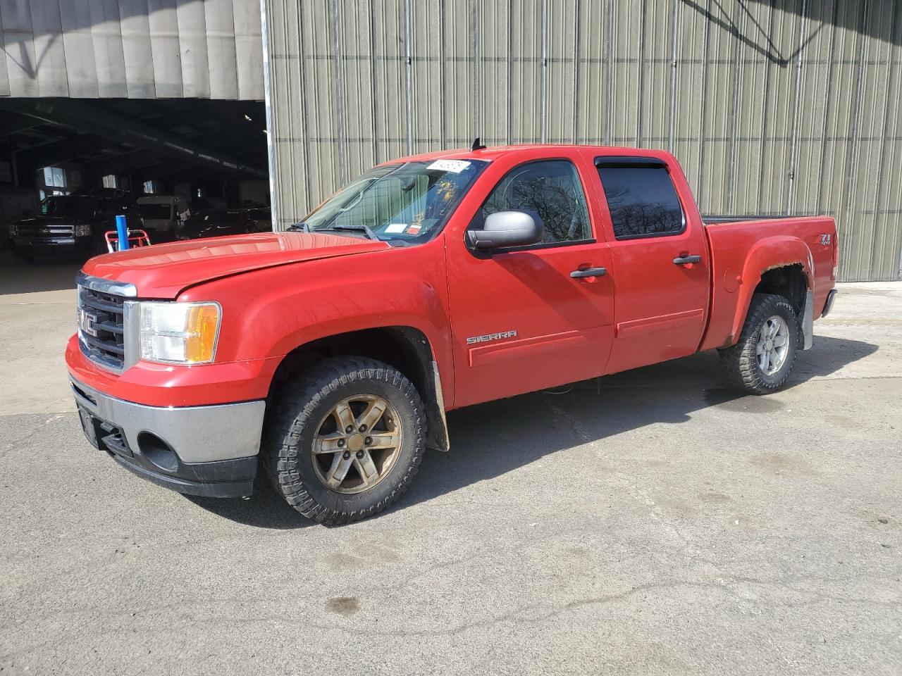 2011 Gmc Sierra K1500 Sle for Sale in East Granby, CT - Minor Dent/Scratches