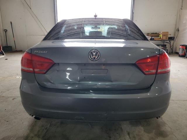Седани VOLKSWAGEN PASSAT 2014 Сірий
