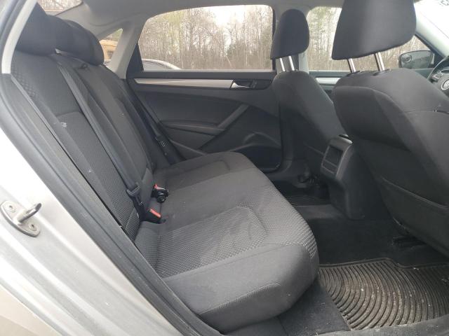 2013 VOLKSWAGEN PASSAT S