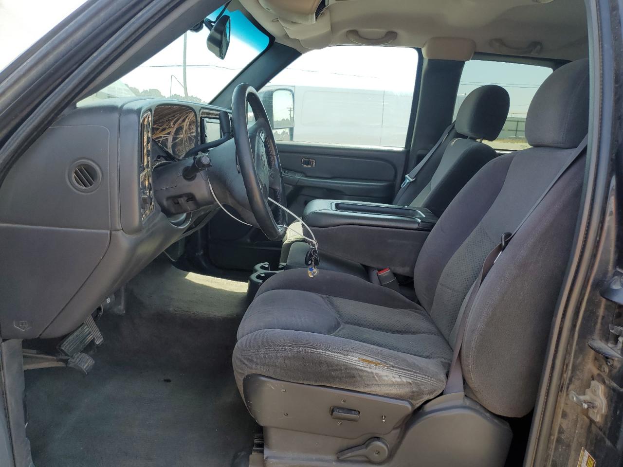 2005 Chevrolet Silverado K1500 VIN: 1GCEK19B65E107638 Lot: 54097595