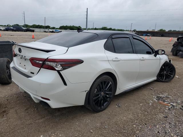  TOYOTA CAMRY 2024 Biały