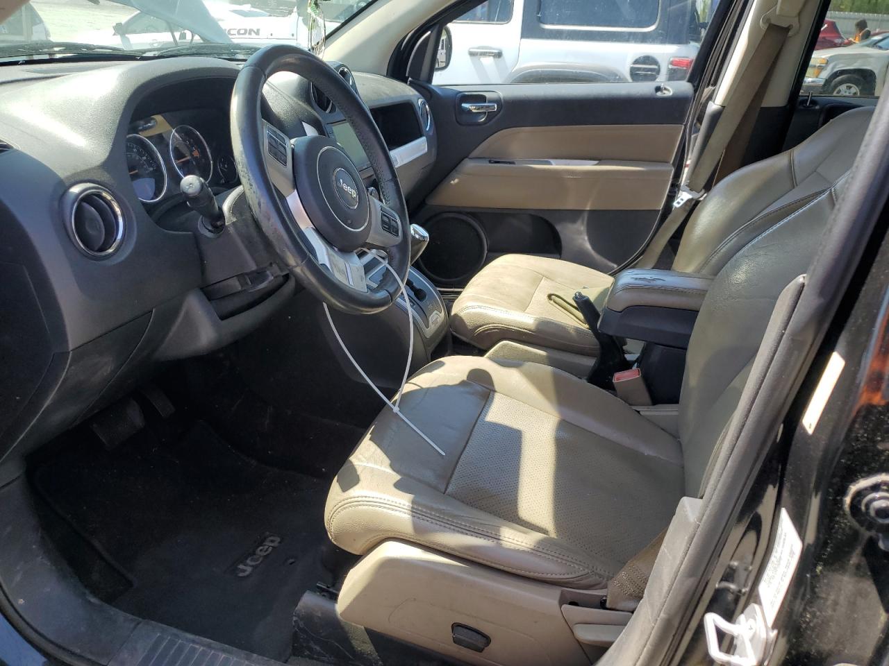 2015 Jeep Compass Limited VIN: 1C4NJDCB9FD302833 Lot: 52420815