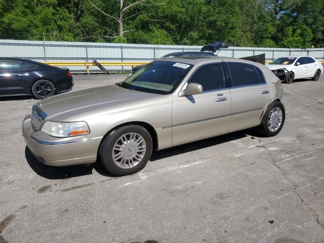 2007 Lincoln Town Car Signature Limited