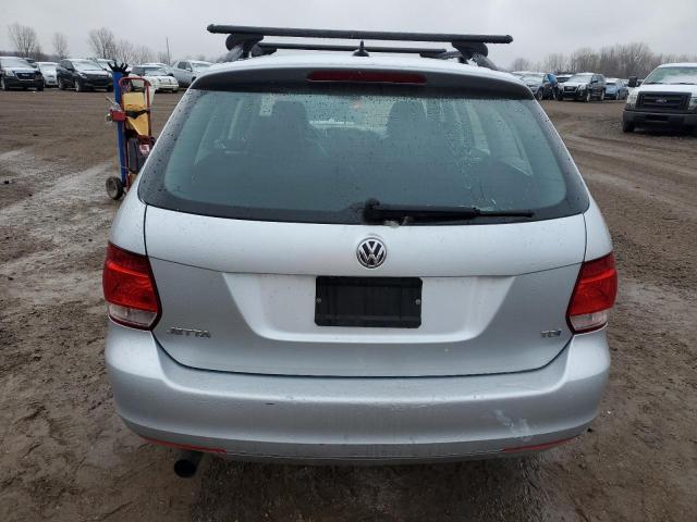  VOLKSWAGEN JETTA 2013 Srebrny