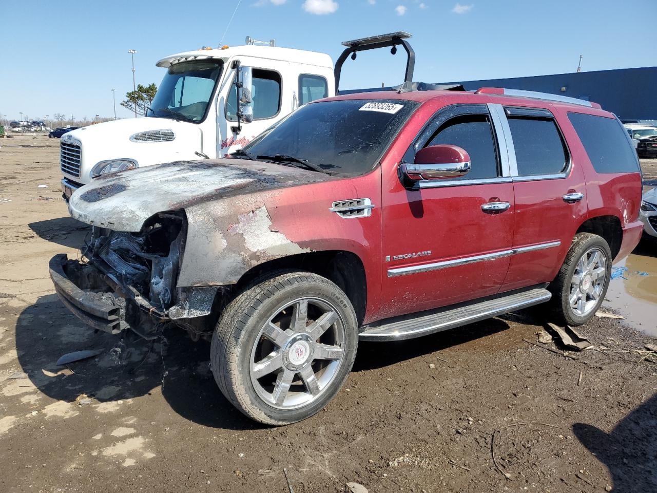 2008 Cadillac Escalade Luxury იყიდება Woodhaven-ში, MI - Burn - Engine