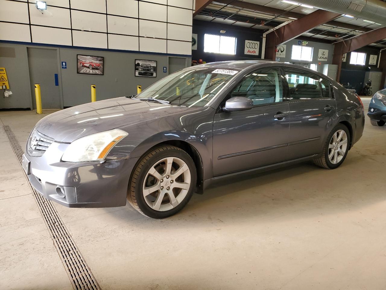 East Granby, CT에서 판매 중인 2008 Nissan Maxima Se - Minor Dent/Scratches