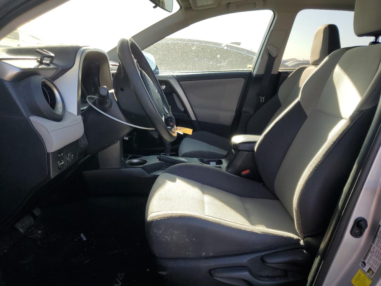 2015 Toyota Rav4 Xle VIN: 2T3WFREV8FW225482 Lot: 55129735