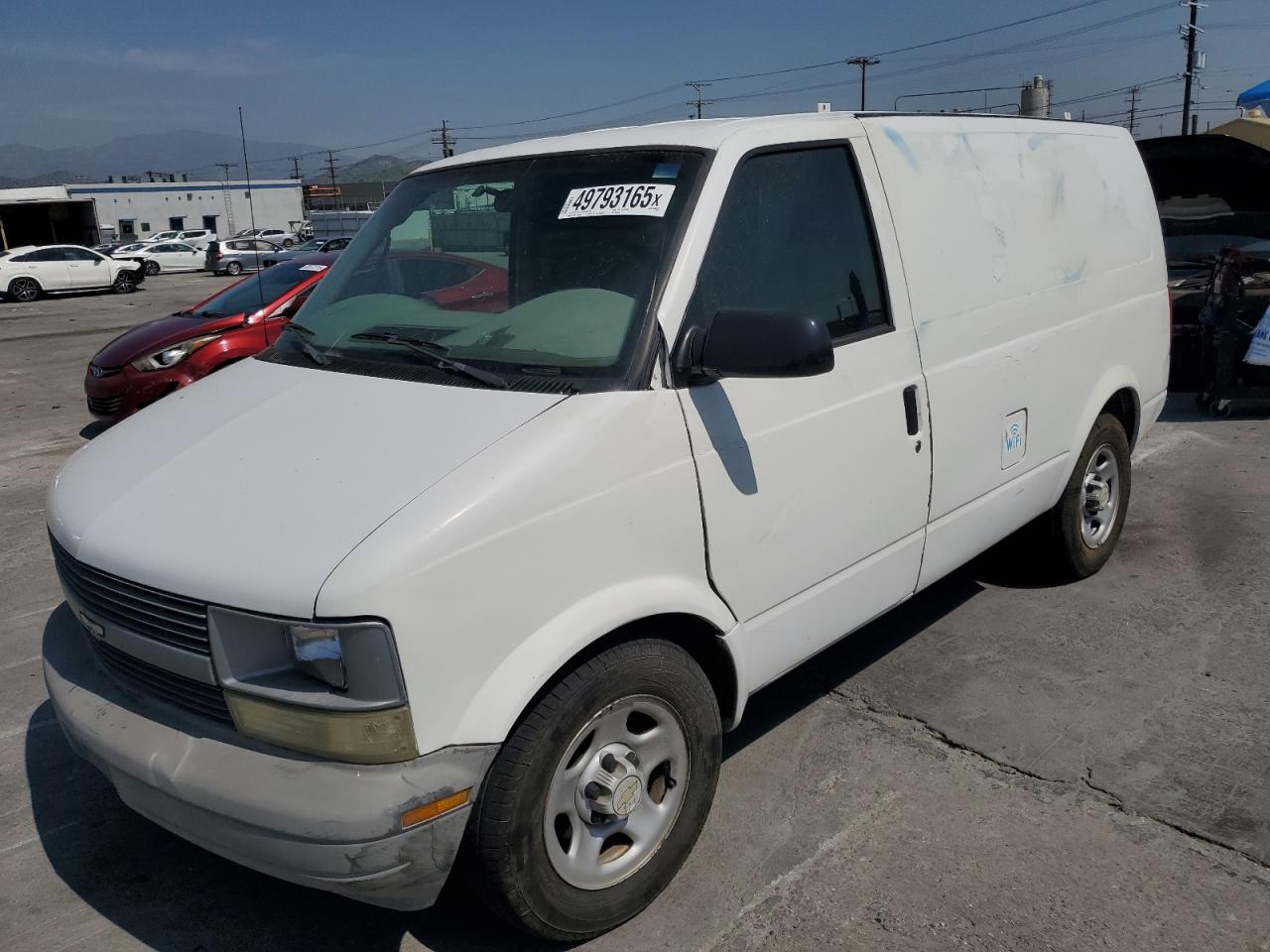 Sun Valley, CA에서 판매 중인 2005 Chevrolet Astro - Rear End
