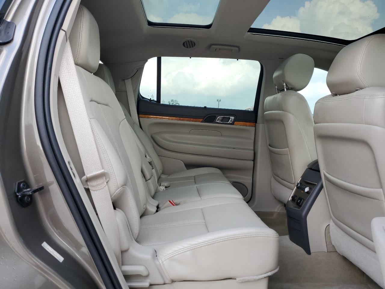 2012 Lincoln Mkt VIN: 2LMHJ5AT9CBL53524 Lot: 54623065