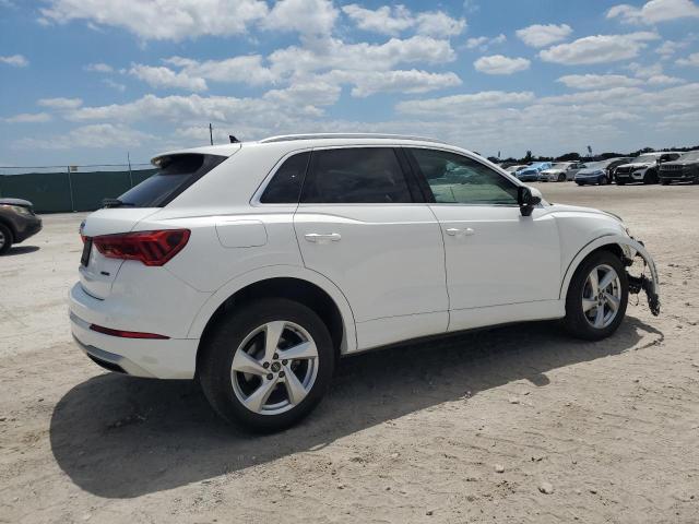  AUDI Q3 2021 Белы