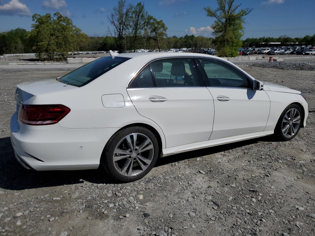 2014 Mercedes-Benz E 350 VIN: WDDHF5KB8EA828799 Lot: 52600805