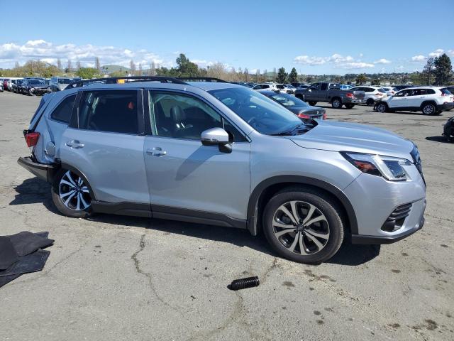  SUBARU FORESTER 2023 Silver