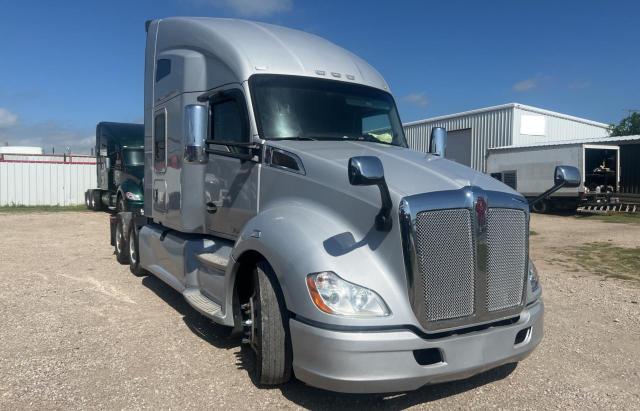 2020 Kenworth Construction T680