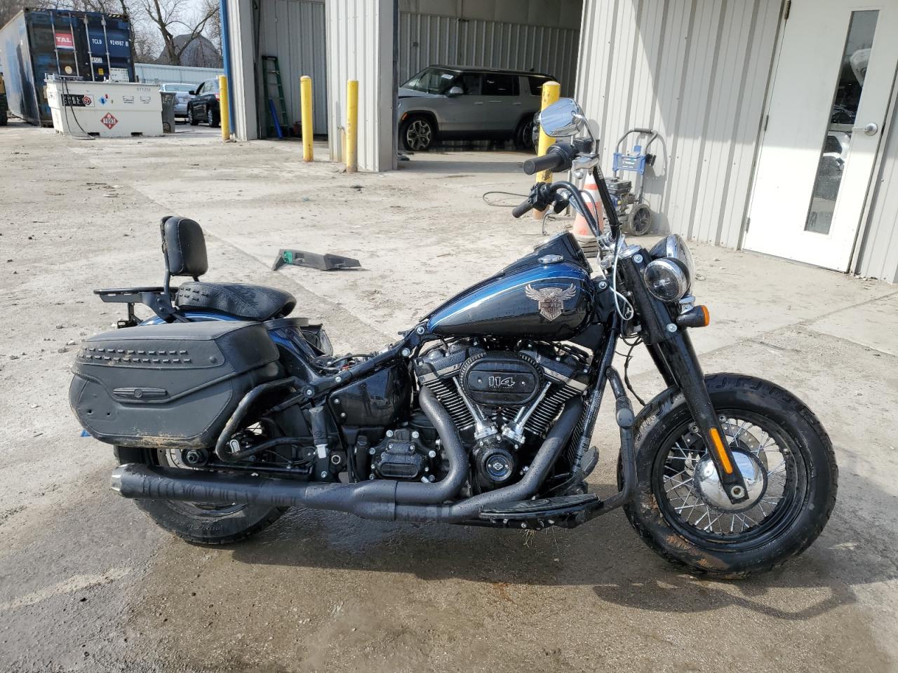 Franklin, WI에서 판매 중인 2018 Harley-Davidson Flhcs 115Th Anniversary Heritage Classic 114 - Rollover