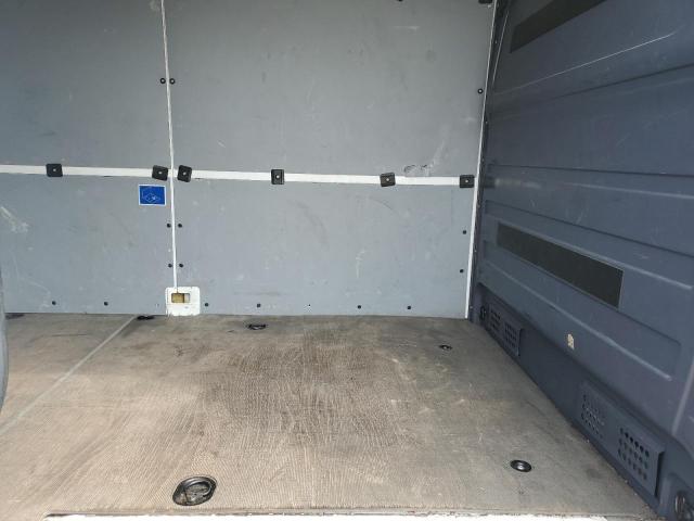 Фото: WD3PF1CD5HP385909