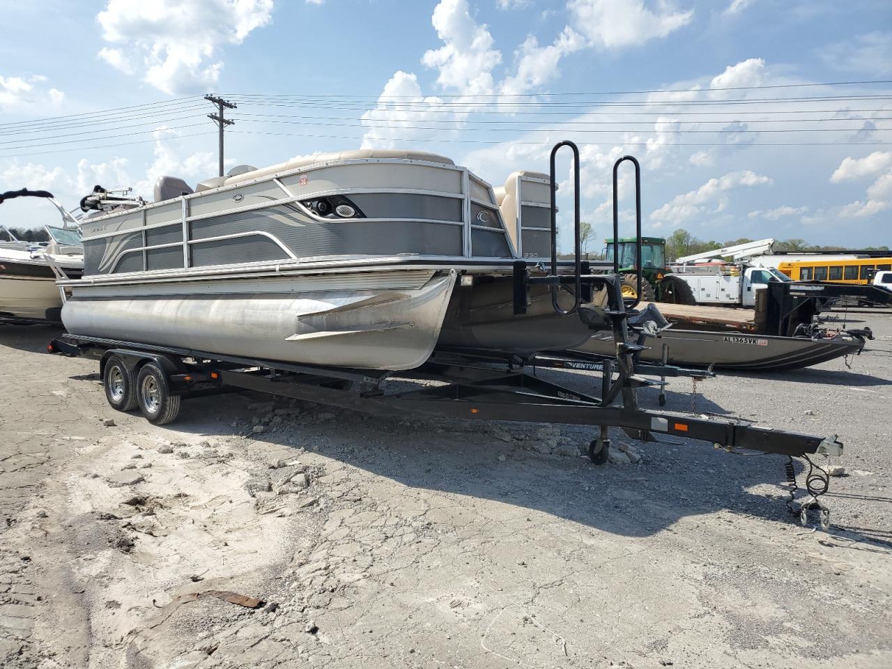 2013 Crest-Maurell Products Vessel for Sale in Lebanon, TN - All Over