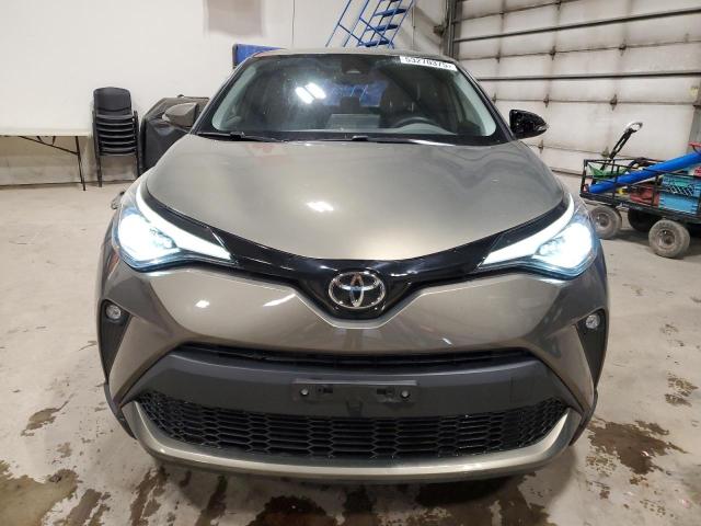 2021 TOYOTA C-HR XLE