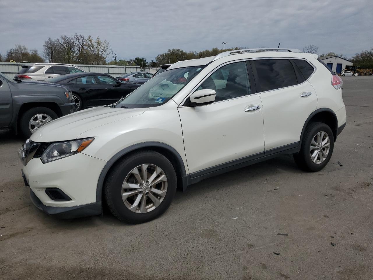 2016 Nissan Rogue S de vânzare în Glassboro, NJ - Front End