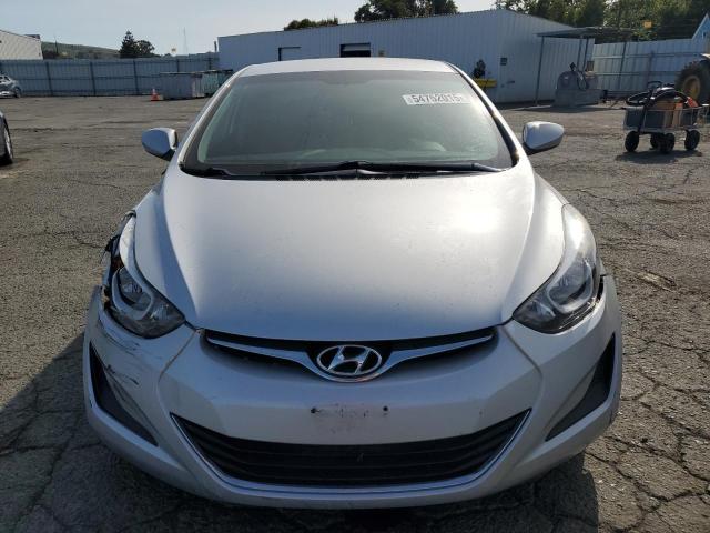 Седани HYUNDAI ELANTRA 2014 Сріблястий