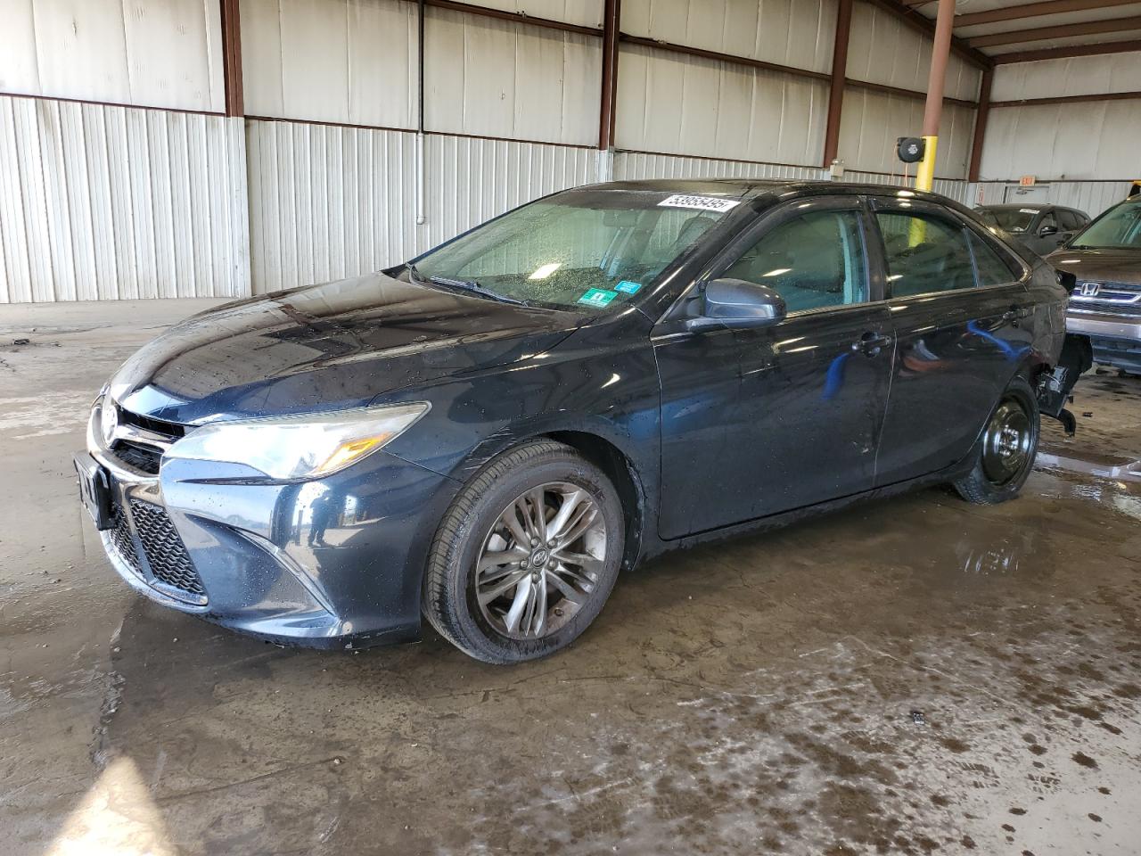 2016 Toyota Camry Le продається в Pennsburg, PA - Rear End