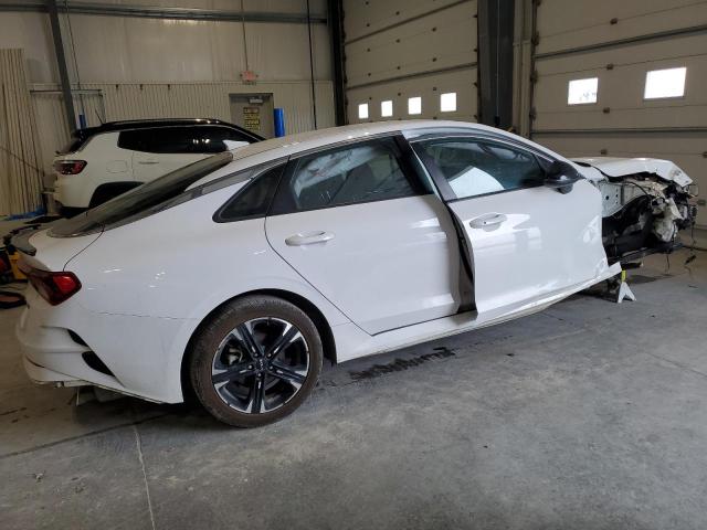  KIA K5 2022 Белый