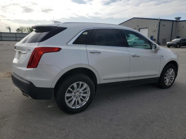 Parquets CADILLAC XT5 2017 Biały