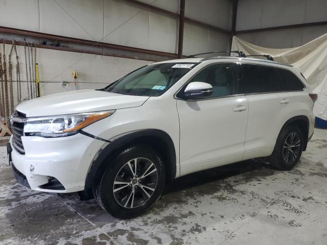 2016 Toyota Highlander Xle