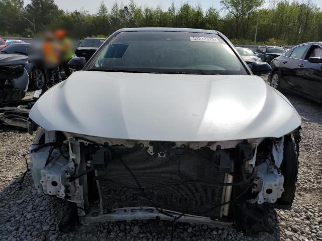  TOYOTA CAMRY 2020 White