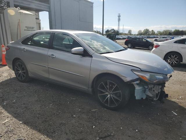  TOYOTA CAMRY 2015 Silver