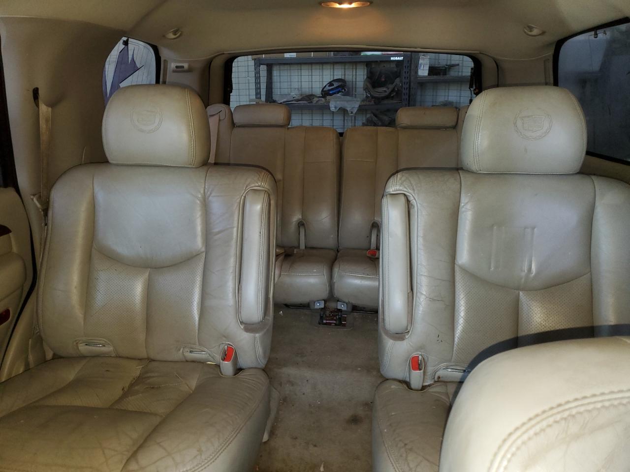 2004 Cadillac Escalade Luxury VIN: 1GYEK63N24R123871 Lot: 52559245