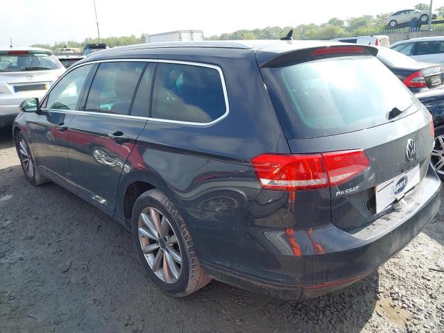 2015 VOLKSWAGEN PASSAT SE