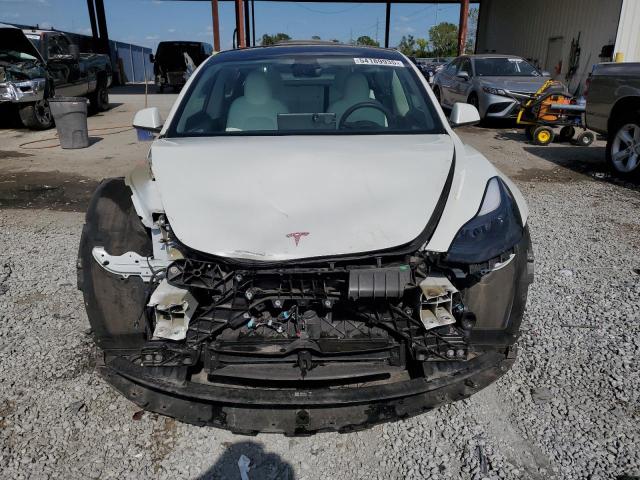 TESLA MODEL 3 2023 Белый
