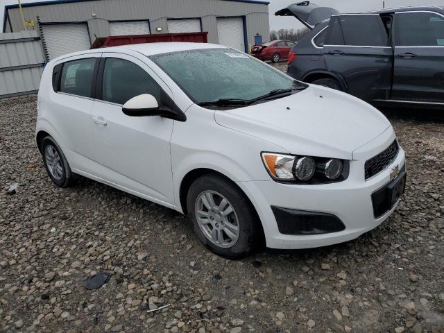  CHEVROLET SONIC 2015 Белы