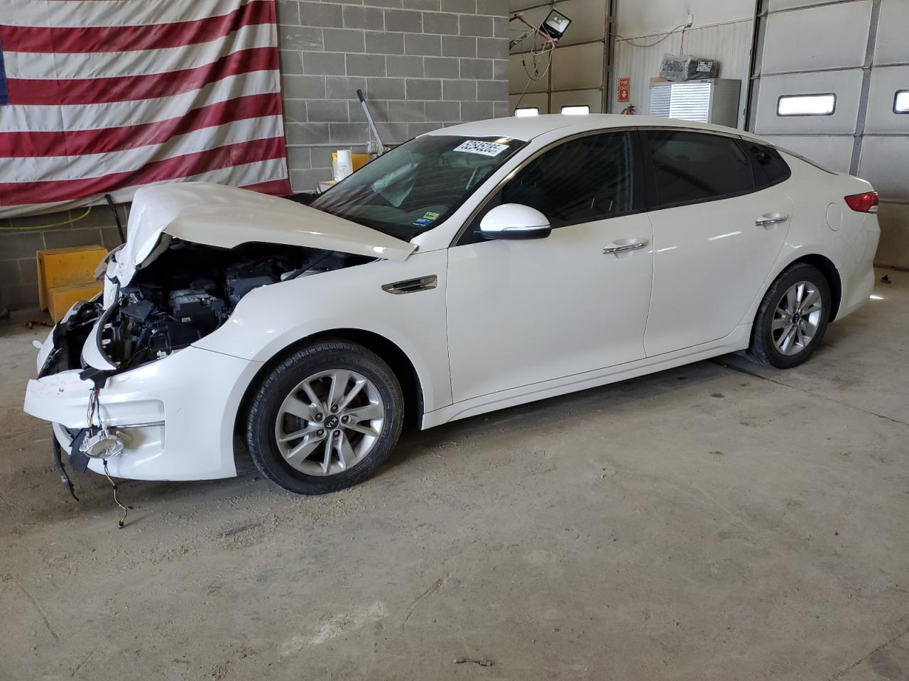 2016 Kia Optima Lx for Sale in Columbia, MO - Front End