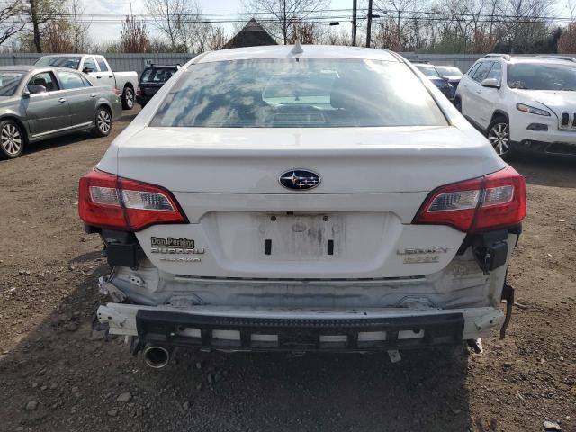  SUBARU LEGACY 2017 Biały