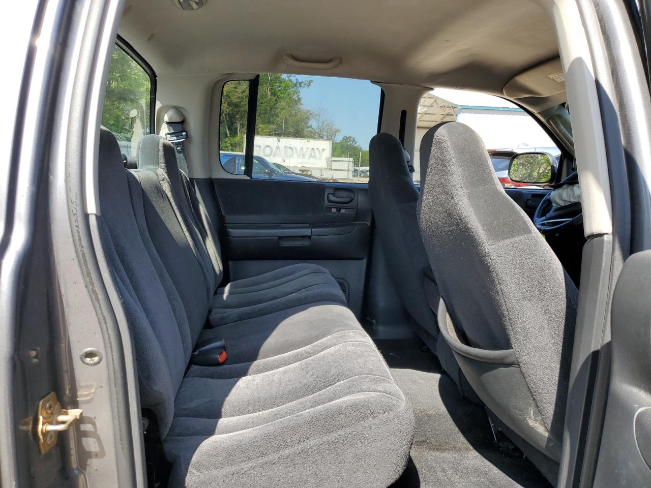 2004 Dodge Dakota Quad Sport VIN: 1D7HG38N64S563957 Lot: 52102605