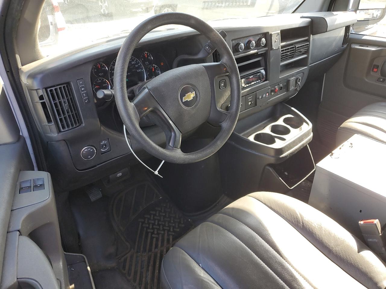 2015 Chevrolet Express G2500 VIN: 1GCWGFCF5F1214008 Lot: 54087695