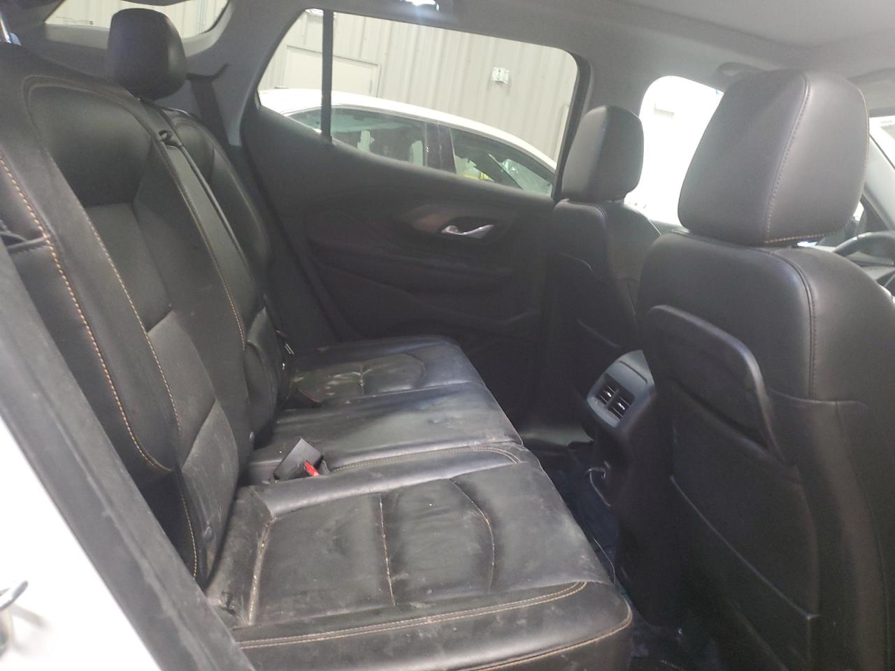 2021 GMC Terrain - Image 11