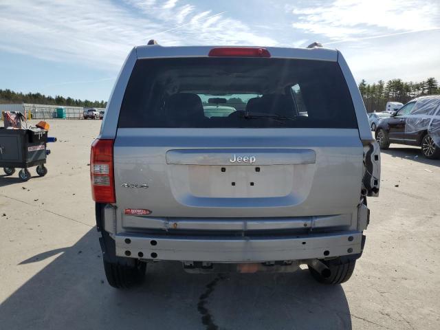  JEEP PATRIOT 2015 Srebrny