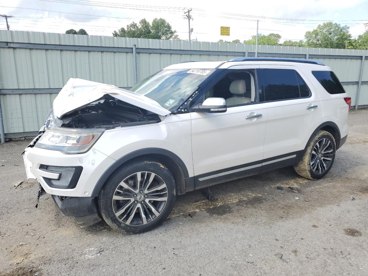 2017 Ford Explorer Platinum for Sale in Shreveport, LA - Front End