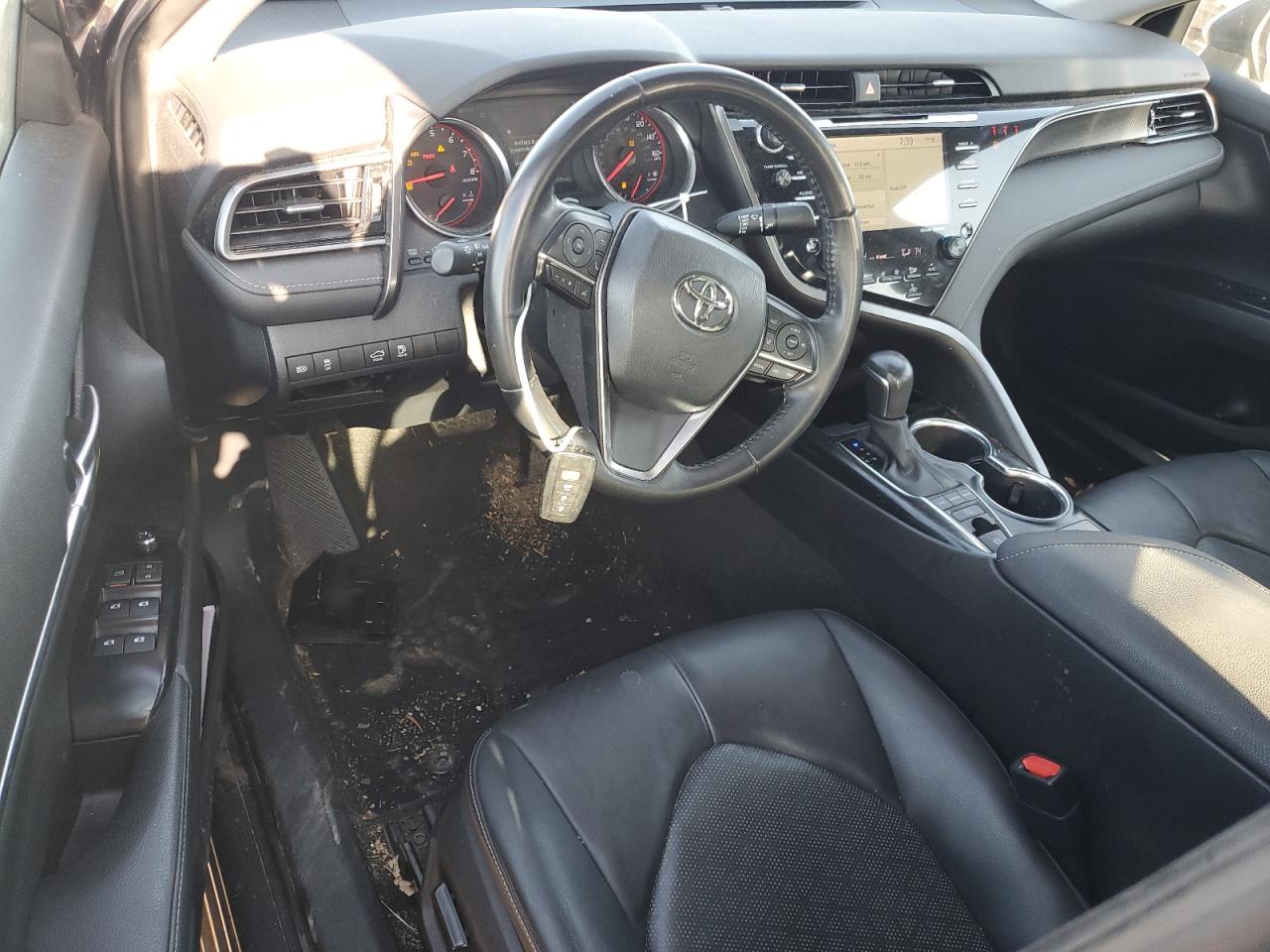 2020 Toyota Camry - Image 8