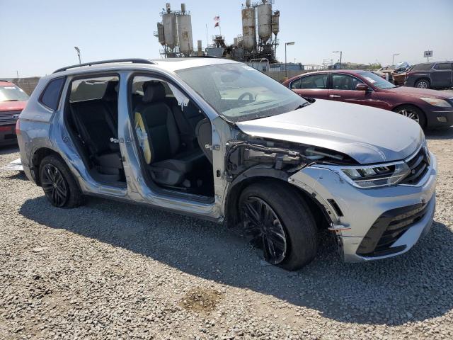  VOLKSWAGEN TIGUAN 2022 Сріблястий
