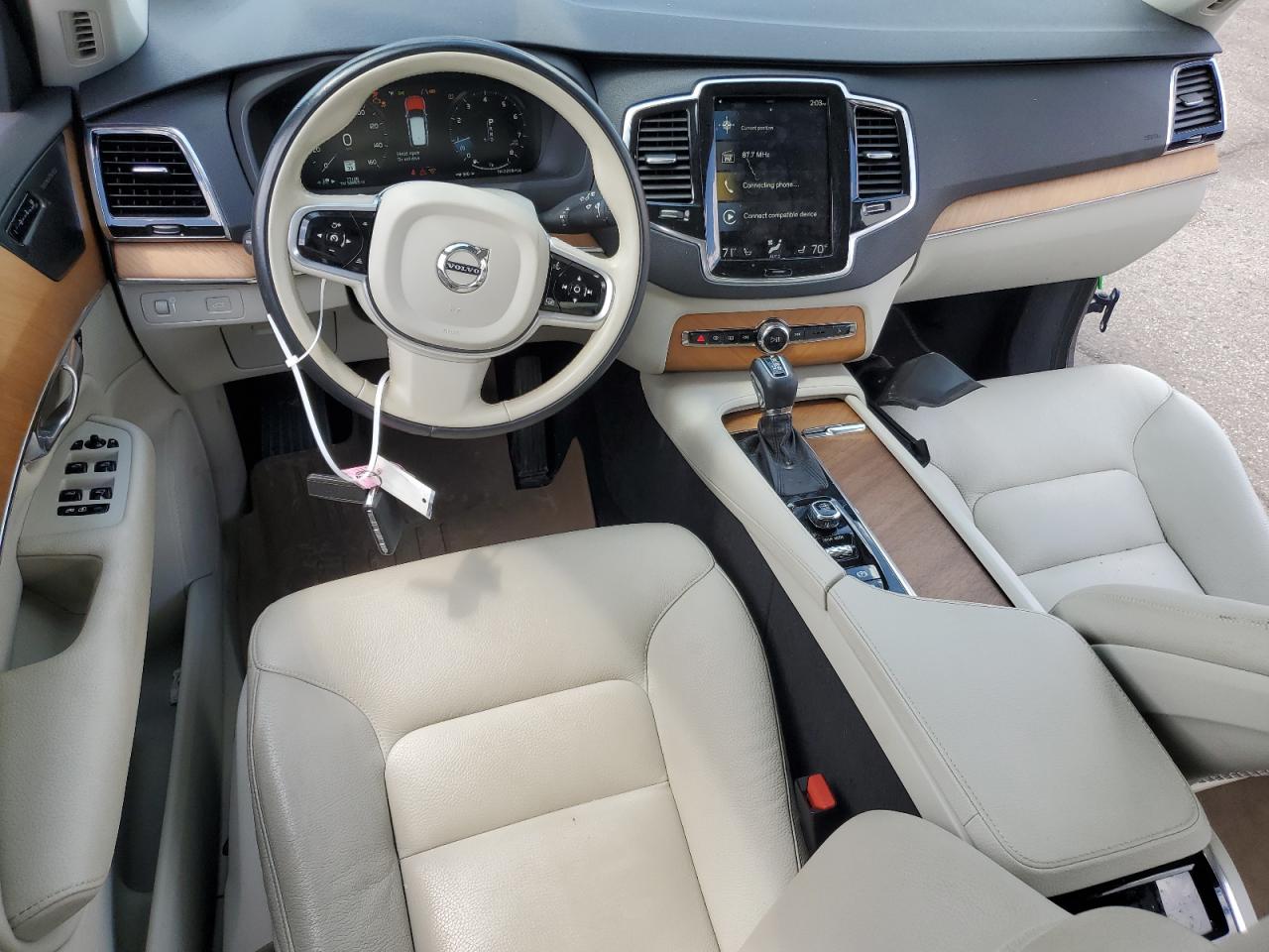 2021 Volvo Xc90 T6 Momentum VIN: YV4A221K9M1691519 Lot: 53879245