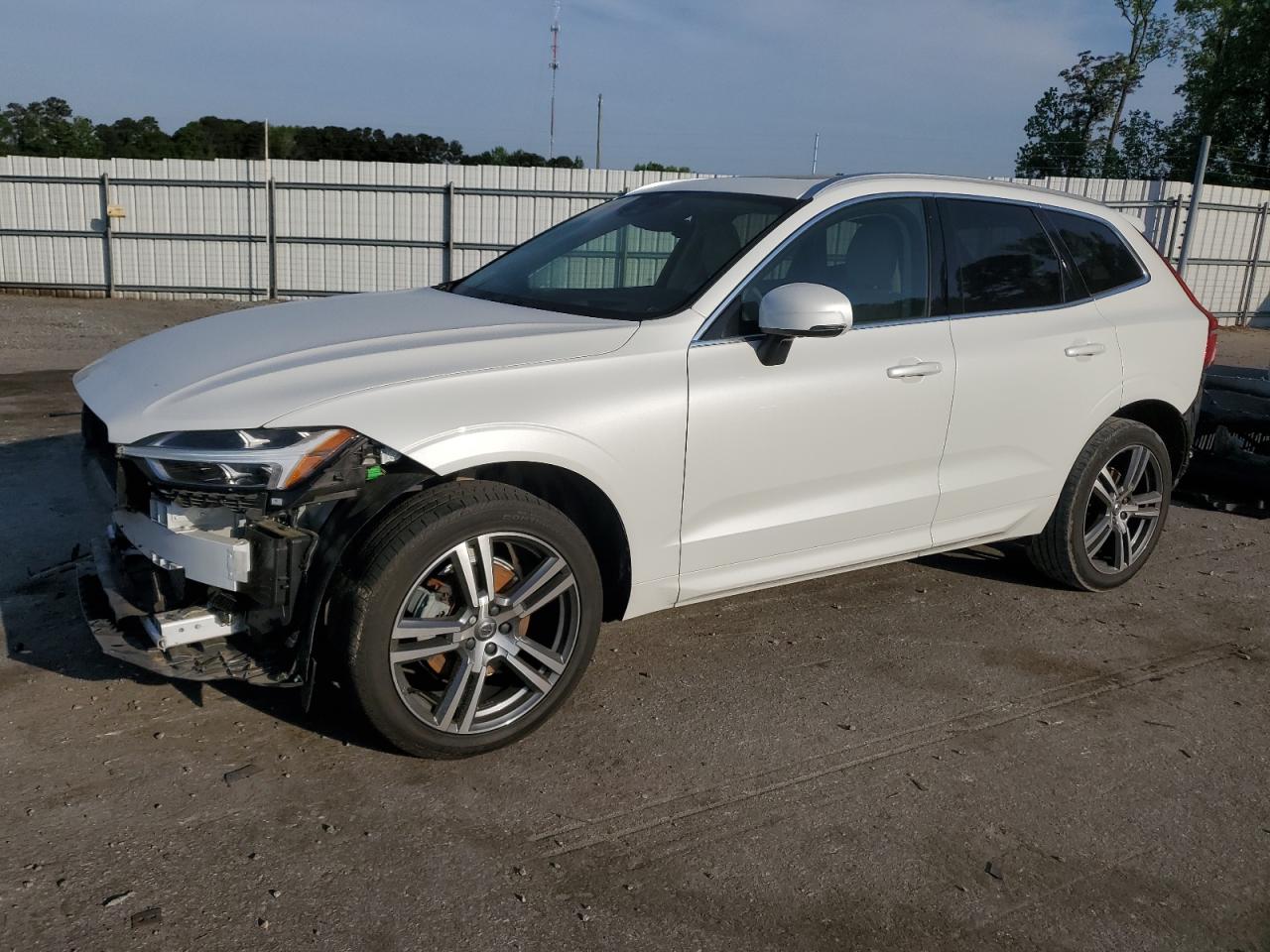 2020 Volvo Xc60 T5 Momentum de vânzare în Dunn, NC - Front End